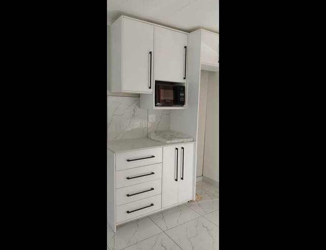 2 BEDROOM HOUSE FOR SALE IN WILFORDON